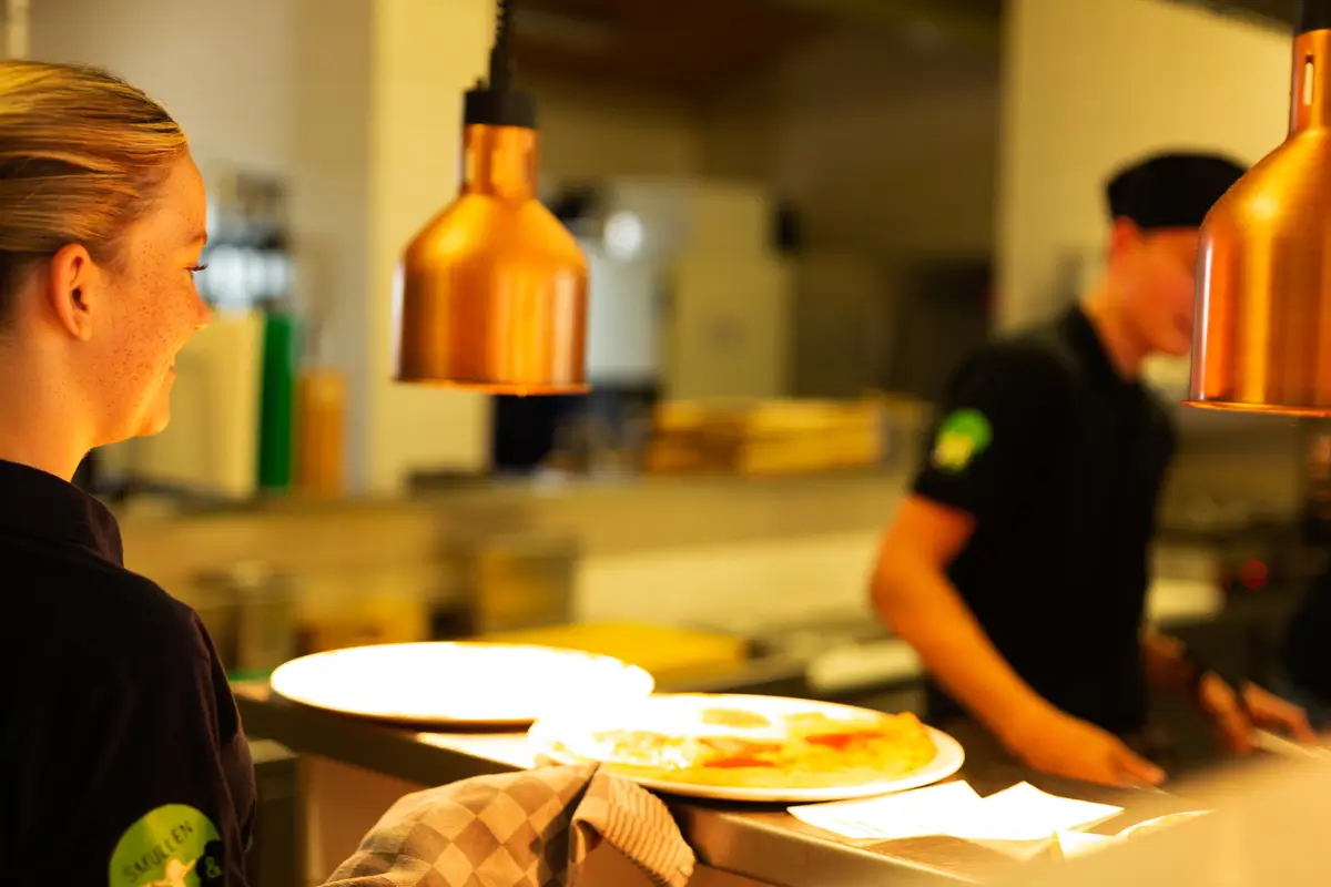 pannenkoeken serveren bij Smullen en Spelen